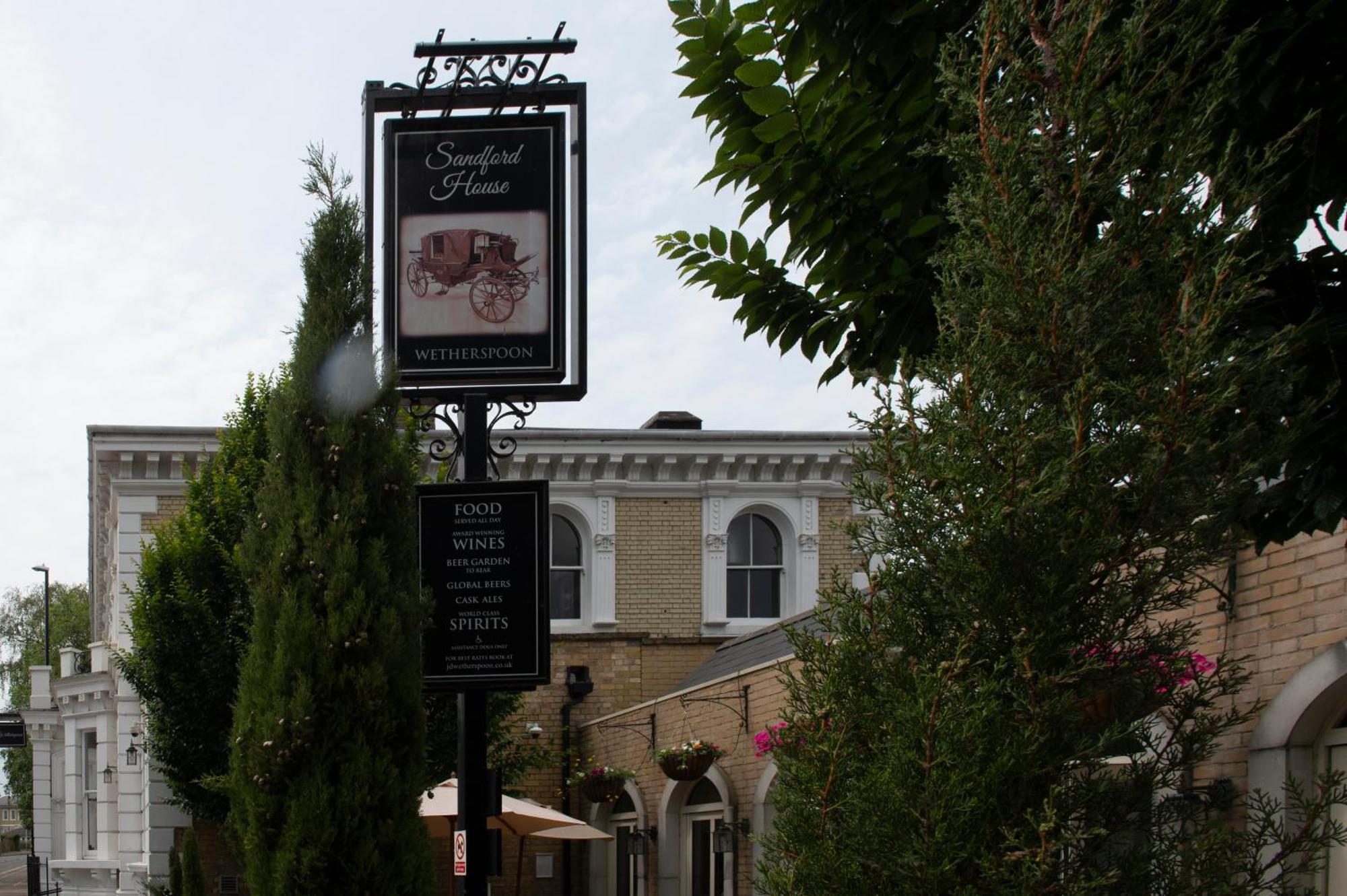 Sandford House Hotel Wetherspoon Huntingdon Kültér fotó