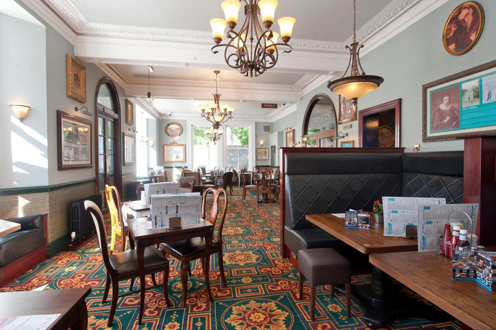 Sandford House Hotel Wetherspoon Huntingdon Kültér fotó