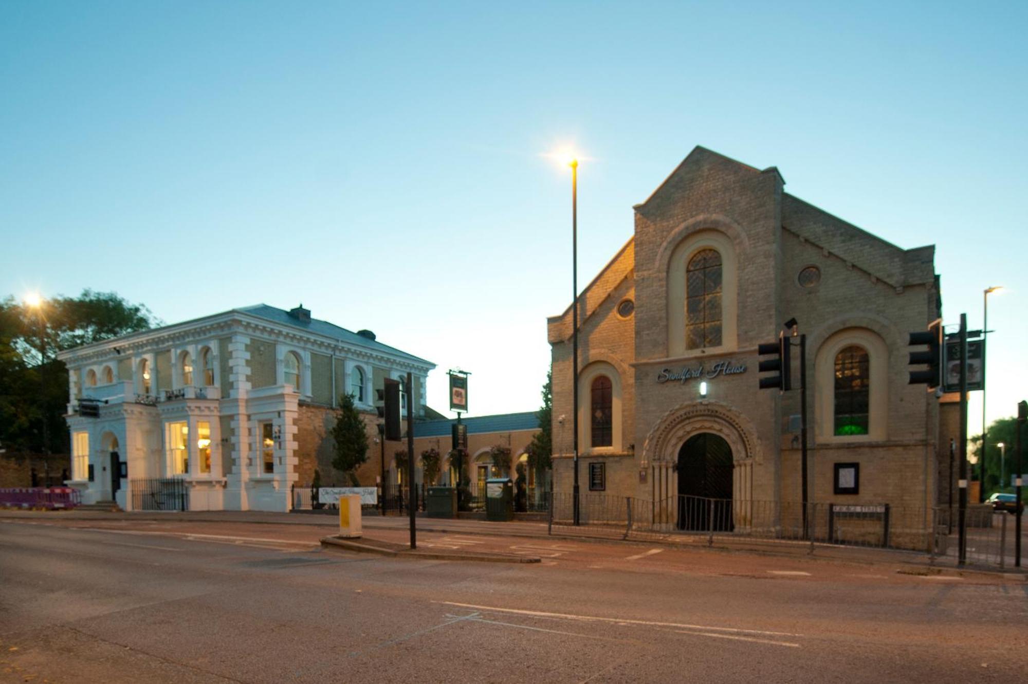 Sandford House Hotel Wetherspoon Huntingdon Kültér fotó