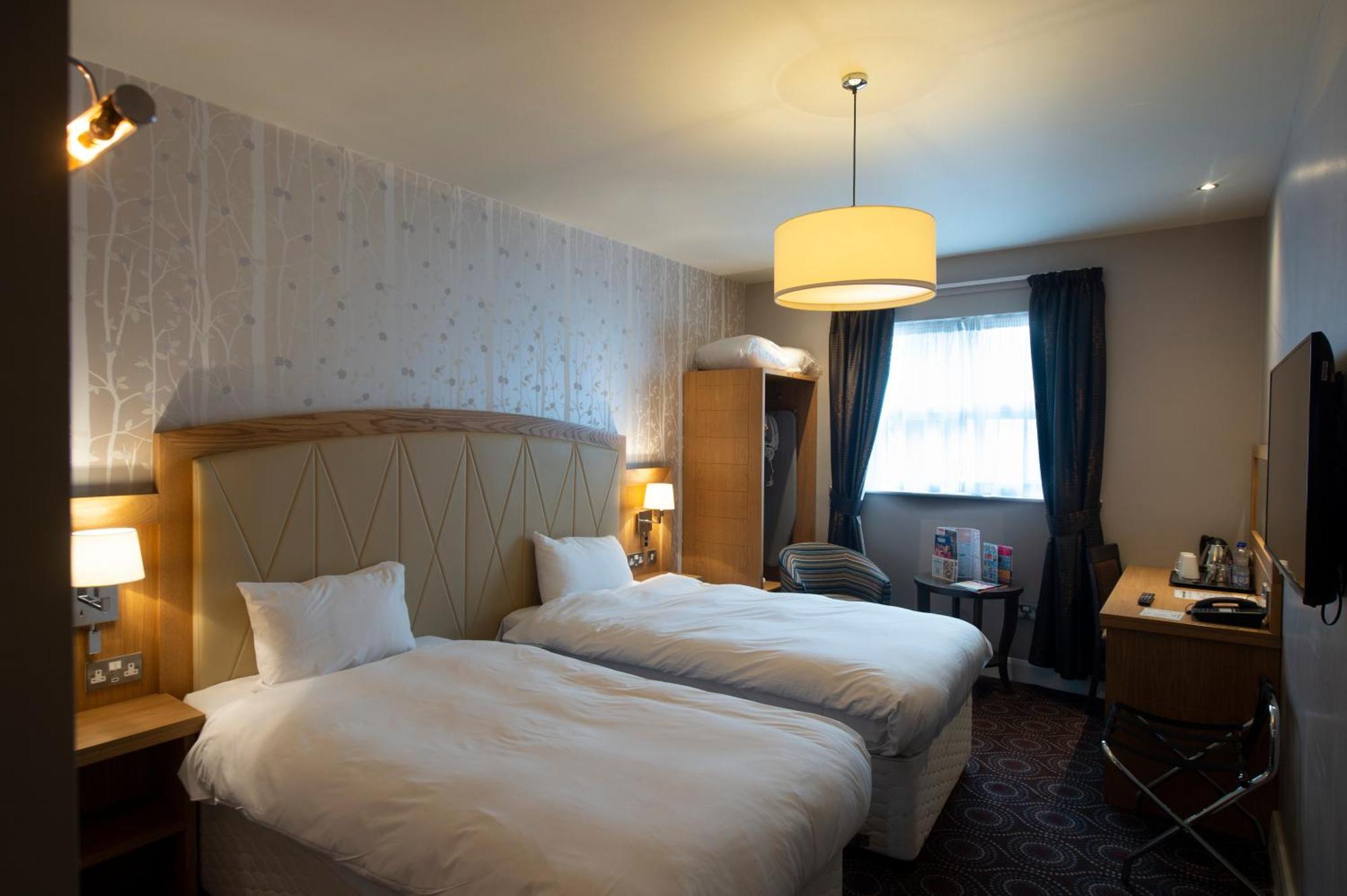 Sandford House Hotel Wetherspoon Huntingdon Kültér fotó